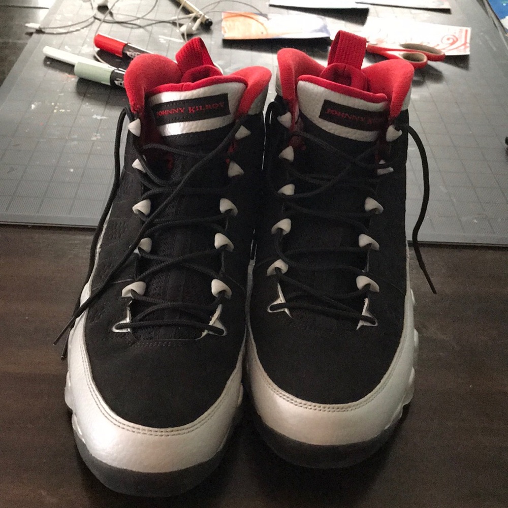 Air Jordan 9 Retro “Johnny Kilroy” SZ. 10.5